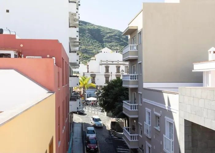 Rolycar 103 * Icod De Los Vinos